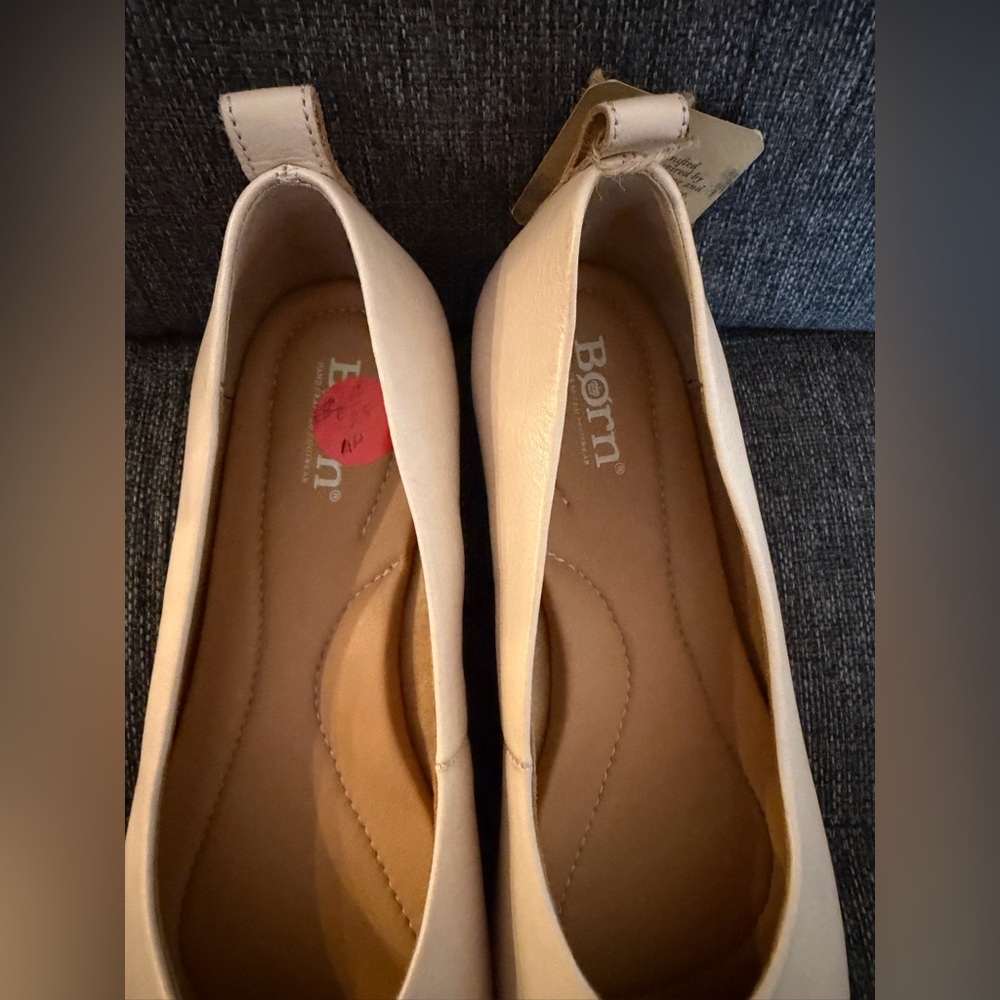 Born Women's Beige Leather Loafers - Picture 2 of 5